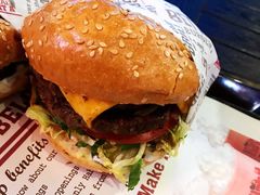 -The Habit Burger Grill 哈比特汉堡(爱琴海店)