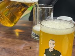 -老东镇啤酒屋海鲜加工·蒸汽海鲜·海鲜烧烤(台东店)