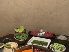 -三出山火锅(南京万象天地店)