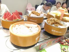 -龍歌自助小火锅(芝罘万达店)