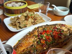 -莲餐厅·湖北菜·潜江小龙虾店(愚园路店)