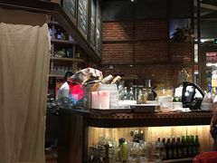 -玛格萝妮(汇智国际商业中心店)