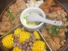-黄桷树曹家私房菜(江与城店)