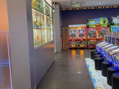 -反斗乐园π·电玩·高空拓展·蹦床(龙华天虹店)