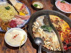 -周小明火锅(黑金冠社区店)