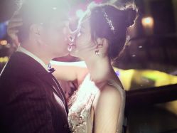点击看大图 -太郎花子婚纱摄影艺术中心