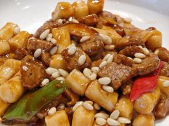 松子牛肉炒年糕-兔爸私家小厨(新北万达店)