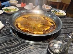-老船舫·现做活鲜鱼馆(东郊记忆店)