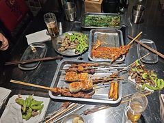 -马路牙子烧烤音乐酒馆(望京店)