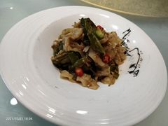 -北京烤鸭爱上川菜(中山路店)