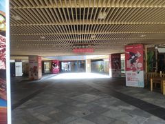 -易生活购物公园