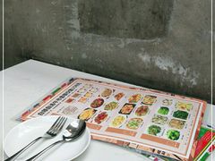 -肥仔文澳门猪骨煲(南京西路店)