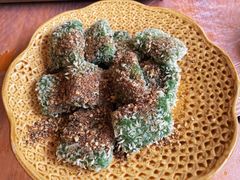 艾草粑-古城苗家土菜馆(河景餐厅店)