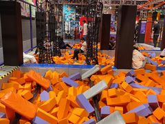 -Tenker Club弹刻极限主题公园 · 蹦床 · 团建 · 生日派对(大关店)