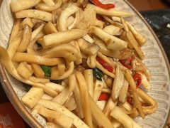 -8PINTS八品脱·日料·烧鸟·精酿小酒馆(莘庄店)