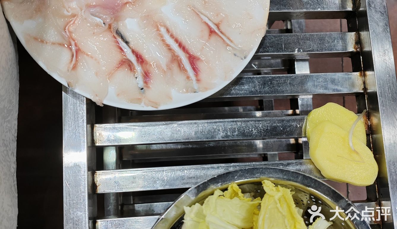 贵乌路贵医后门这家片片鱼