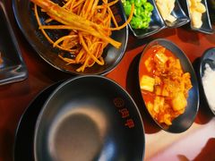 -肉甲韩国木炭烤肉(新壹街1店)