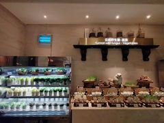-雍和会海鲜姿造自助(湖东路店)