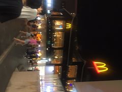 -东门町美食街
