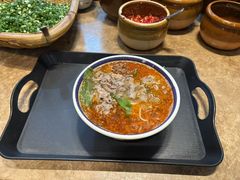 -云阿蛮云南生烫牛肉米线(奉贤路店)