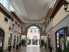 -佛罗伦萨小镇广佛名品奥特莱斯(疏港路店)