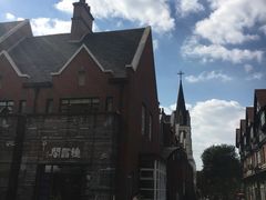 -钟书阁(松江泰晤士小镇店)