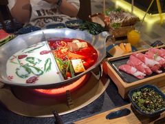 -湊湊火锅·茶憩(上海合生汇店)