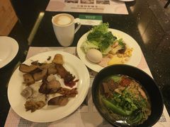 -广州花都皇冠假日酒店