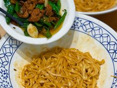 -李与白包子铺(桐梓林店)