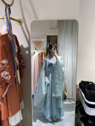 -一揽芳华汉服旗袍体验馆(拙政园店)