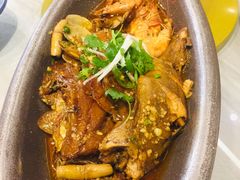 渔娘炖杂鱼-渔娘渔家丹东海鲜(东直门店)