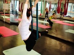 -舞佳舞空中瑜伽馆