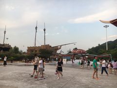 -汤山欢乐水世界