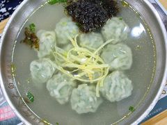 荠菜鲜肉小馄饨-阿金大白·上海菜馆(新天地店)