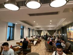 大堂-星巴克臻选(广州沙面店)