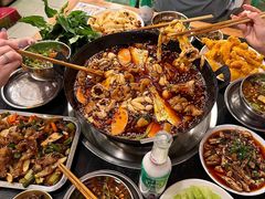 -鸿顺老铁锅美蛙鱼府(解放碑店)