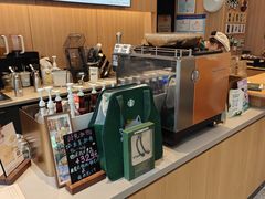 -星巴克(上海长宁来福士1F店)
