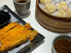 -馋三尺蟹粉小笼(人民广场店)