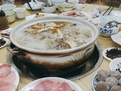-东巴谷野生菌火锅餐厅