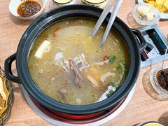 -老石黑山羊毛驴肉火锅(金凯广场店)