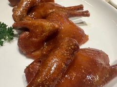 烤乳鸽-利苑酒家(华熙国际店)