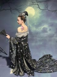 -盘子女人坊古装写真摄影(厦门总店)