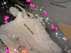 -BALENCIAGA(恒隆广场店)