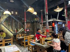 -破瓦寒窑·地摊烤羊排