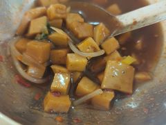 -丁红照水煎包胡辣汤