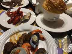 -四海一家自助餐(益田假日广场店)