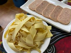-弘烨 贵州酸汤 鱼火锅(东财店)
