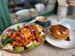 虾仁牛油果沙拉-RAC BAR(安福路店)