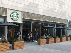 门面-星巴克臻选(嘉兴海宁银泰城店)