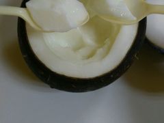 -志龙皇冠吃货椰子铺